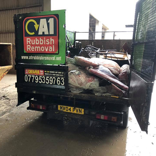 A1 Rubbish Removal at Work